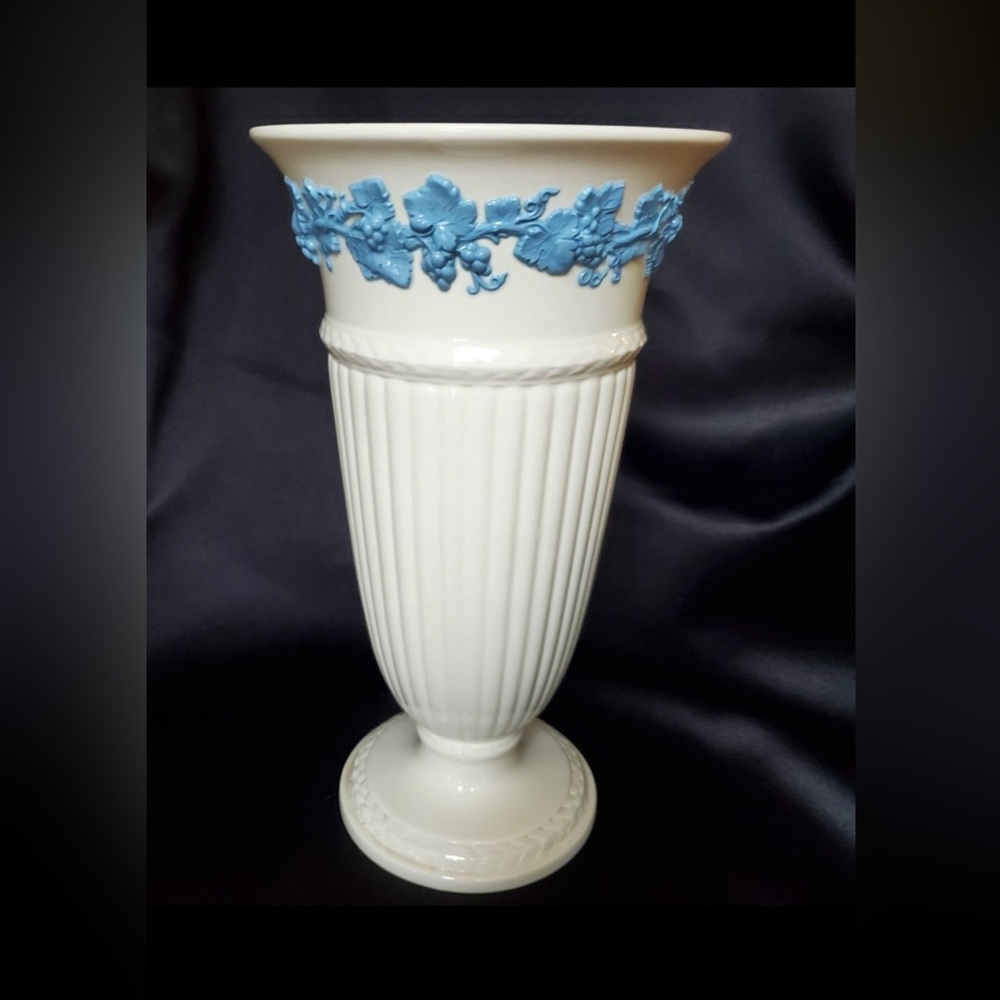 Vintage Wedgwood of Etruria & Barlaston Embossed Queens Ware